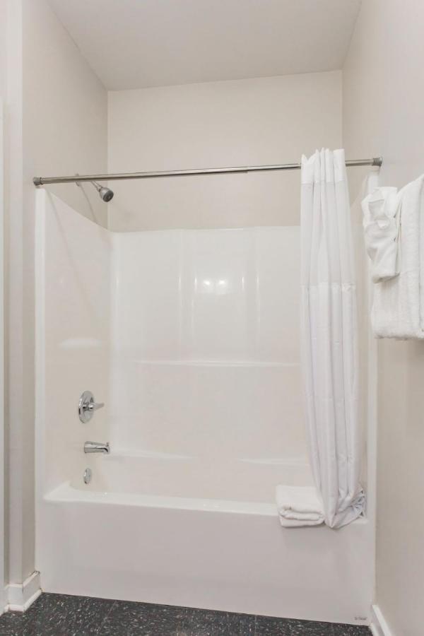 Cozysuites Musicrow Alluring 1br W Free Parking 13 Nashville