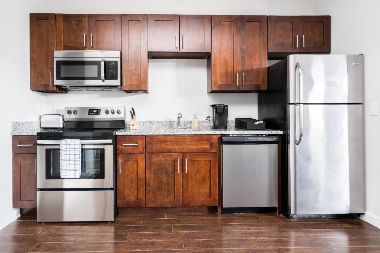 Cozysuites Musicrow Elegant 1br With Free Parking 36 Apartment *