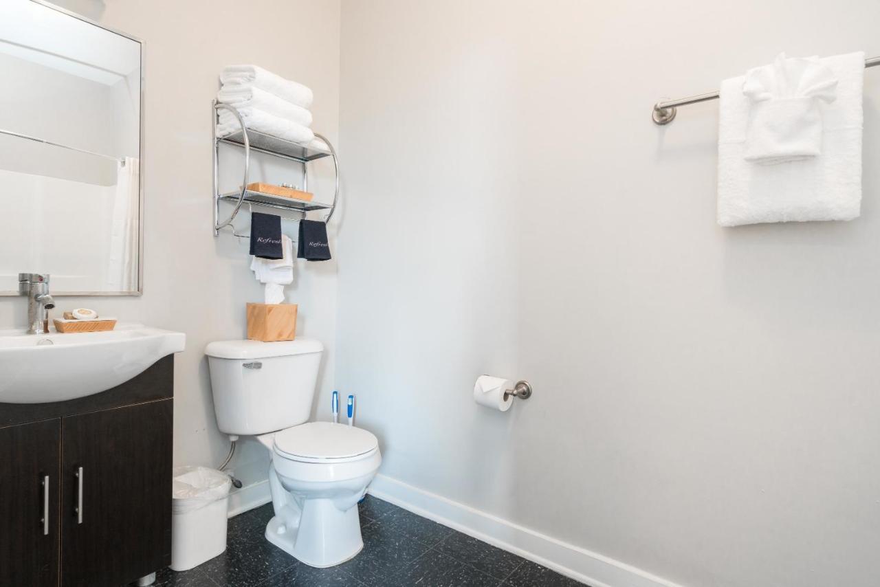 Cozysuites Musicrow Elegant 1br With Free Parking 36 Apartment