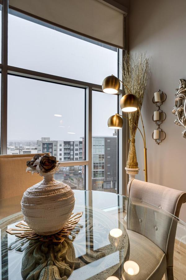 Lux Living In 6th Floor Located In East Minutes To Downtown Nashville