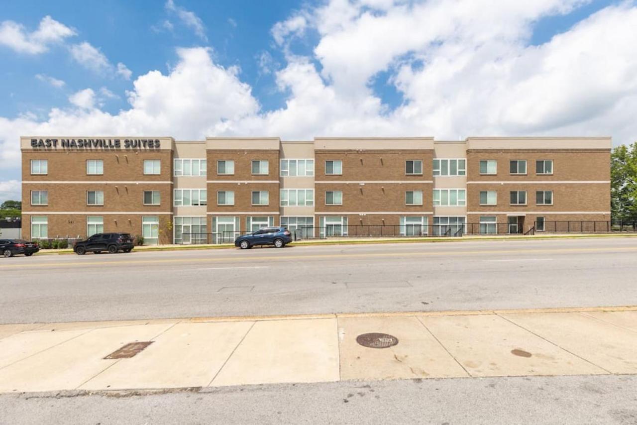 Modern Comfort 8 Beds, 4 Bedroom Walk To Restaurants, Bars, Coffee Apartment Nashville