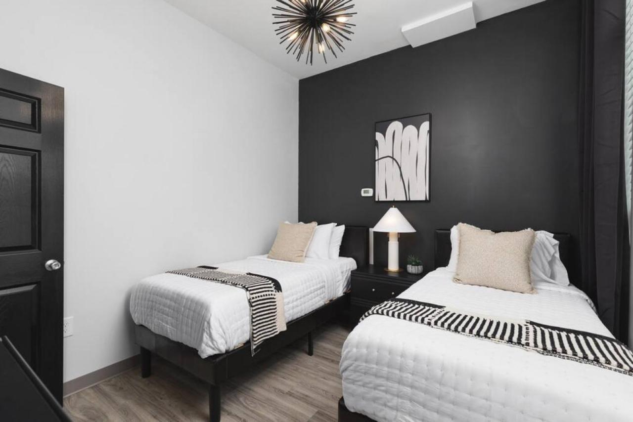 Apartment Modern Comfort 8 Beds, 4 Bedroom Walk To Restaurants, Bars, Coffee