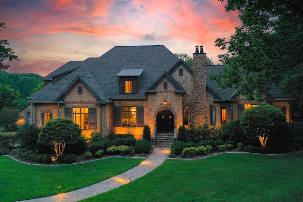 Supreme Luxury For Discerning Tastes Holiday home Nashville