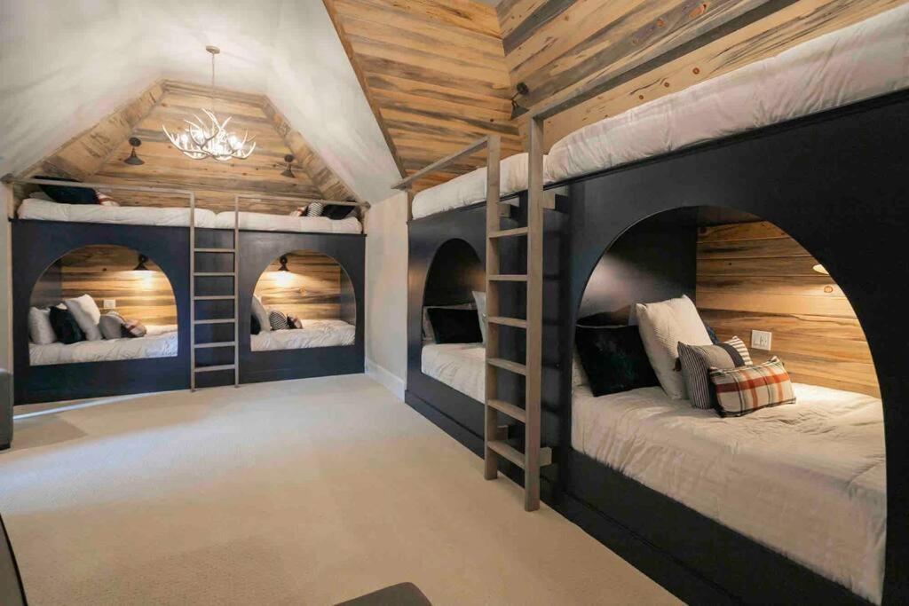 Supreme Luxury For Discerning Tastes Nashville