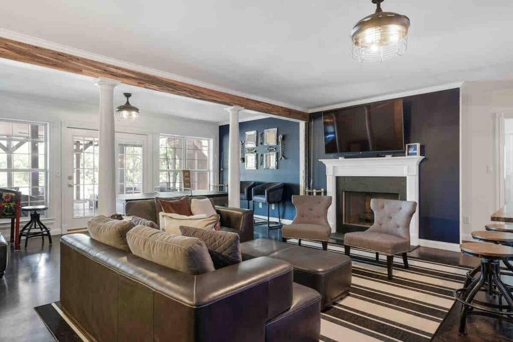 Holiday home Luxury@lake Mansion Pool/hot Tub For Discerning Tastes *