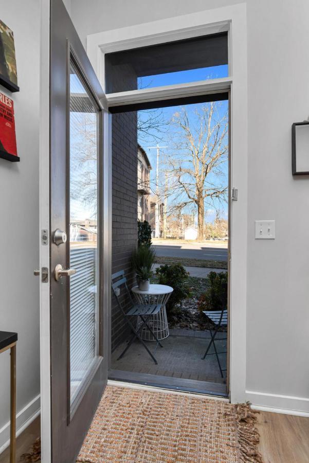 Stylish 2 Bedroom 3 Bed Near Restaurants And Vandy Holiday home *
