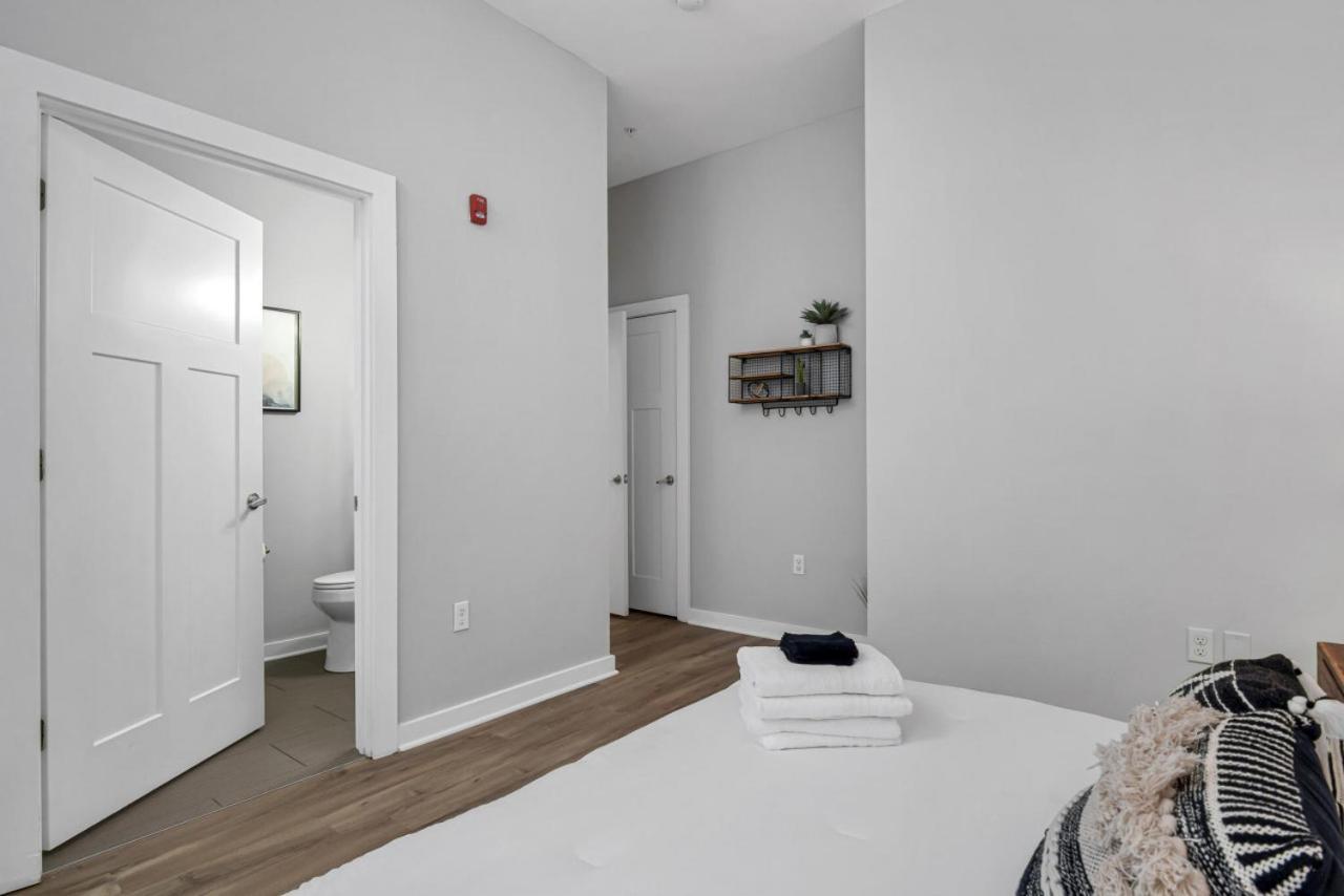 Stylish 2 Bedroom 3 Bed Near Restaurants And Vandy Holiday home