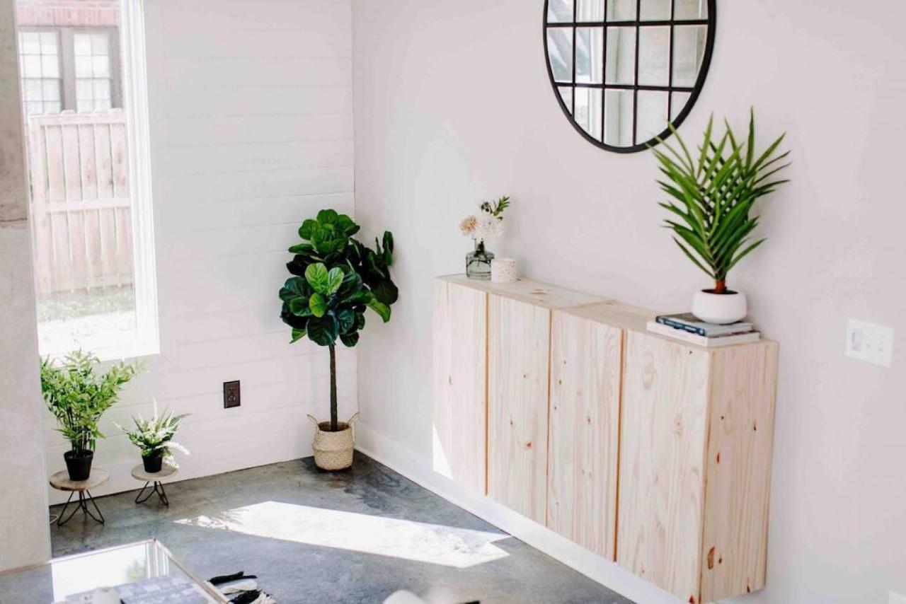 Modern Luxury With Rooftop Deck, 3 Mi To Downtown *