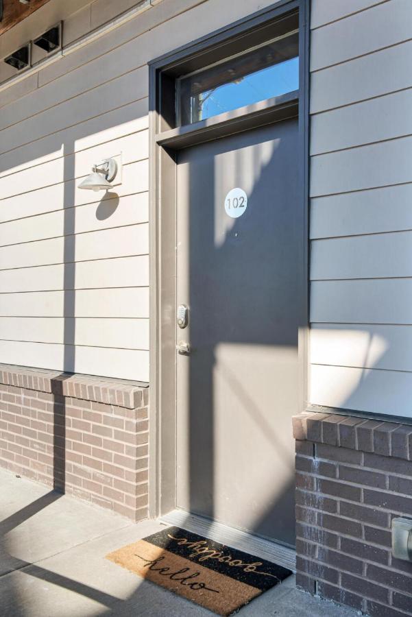Stylish 2 Bedroom 3 Bed Near Restaurants And Vandy Holiday home