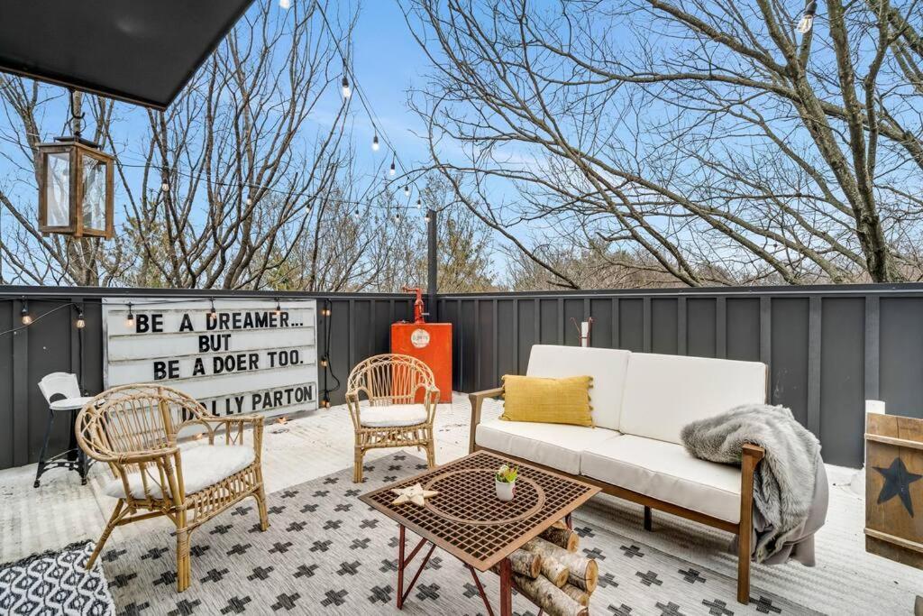 Holiday home Instagrammable W/ Rooftop Deck, 3 Bdrm Nashville