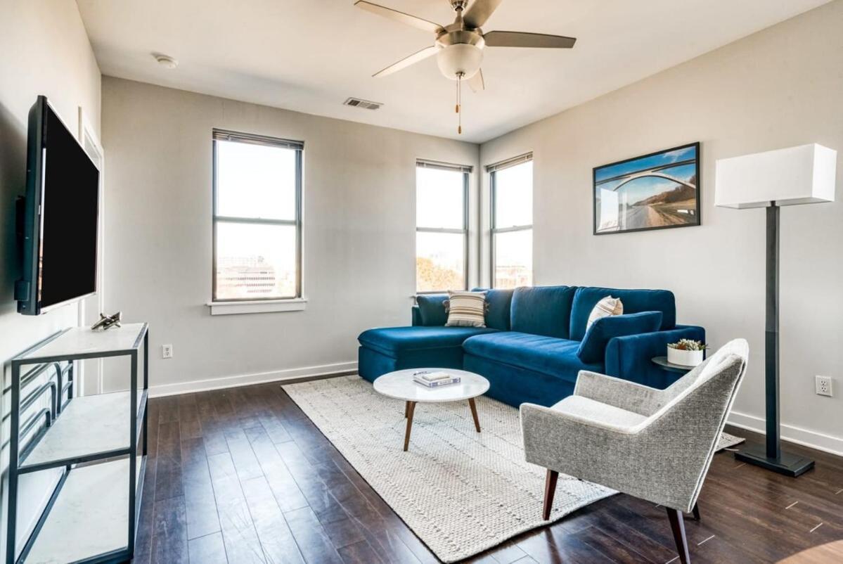 Apartment Cozysuites Two Modern Music Row W Parking