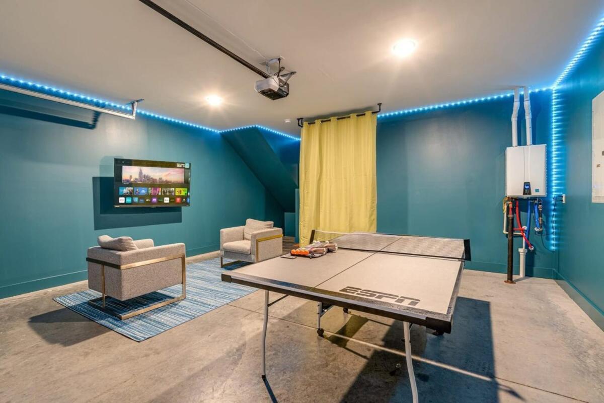 Holiday home Open Late Nash Rooftop Views Near Downtown Nashville