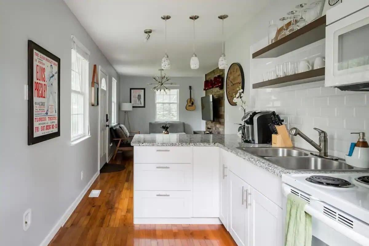Private Prime New Renovated E Nash - 5 Min To Dt Nashville