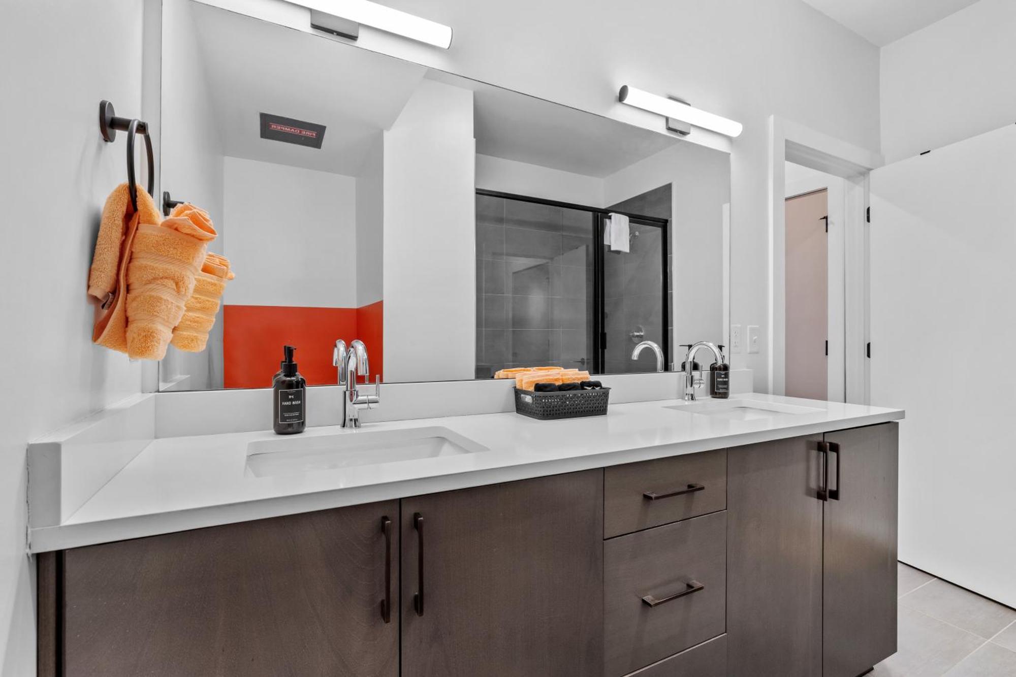 Modern, Free Parking, Walk To Everything Apartment Nashville