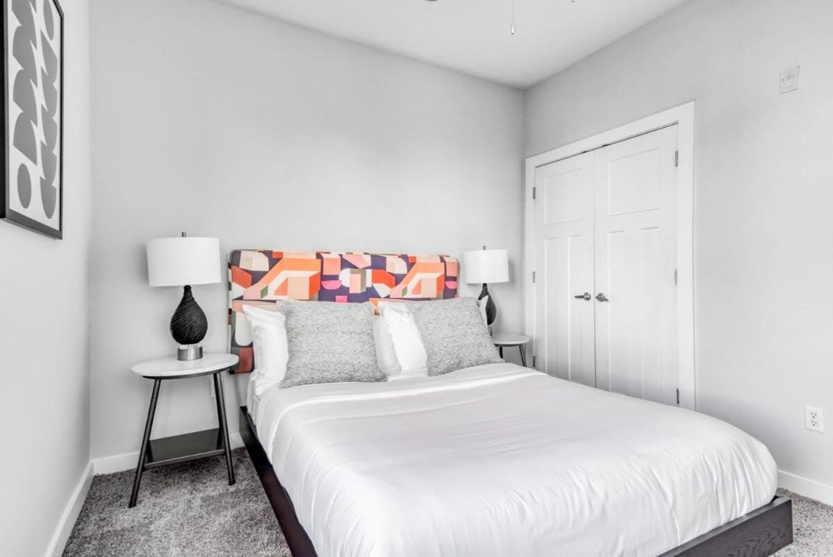 Two Cozysuites Charming Music Row W Parking Apartment