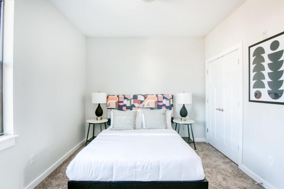 Apartment Cozysuites Two Modern Music Row W Parking