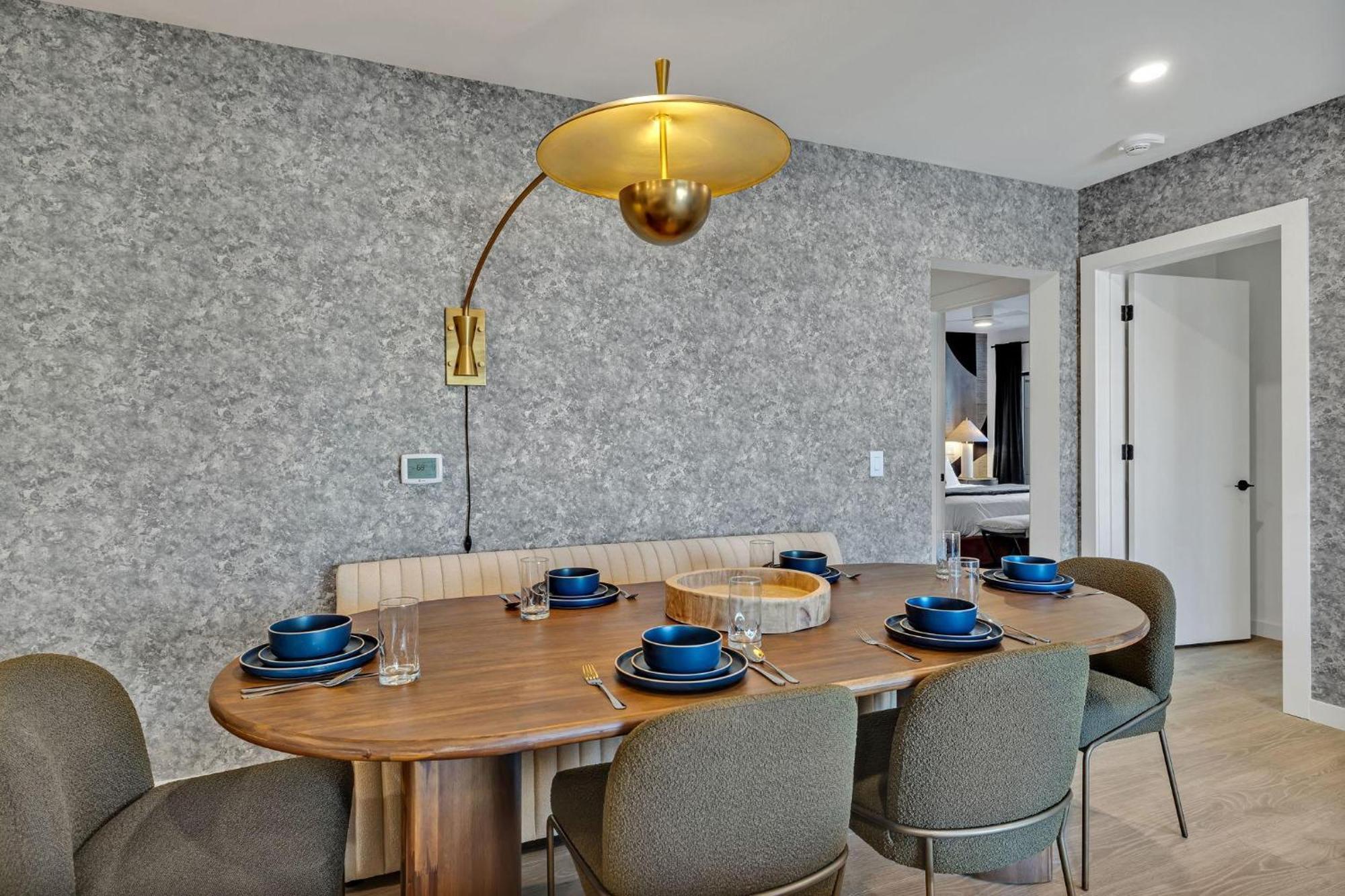 Holiday home Hyve-the Cosmo-walk To Broadway