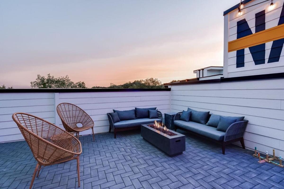 Open Late Nash Rooftop Views Near Downtown Holiday home Nashville