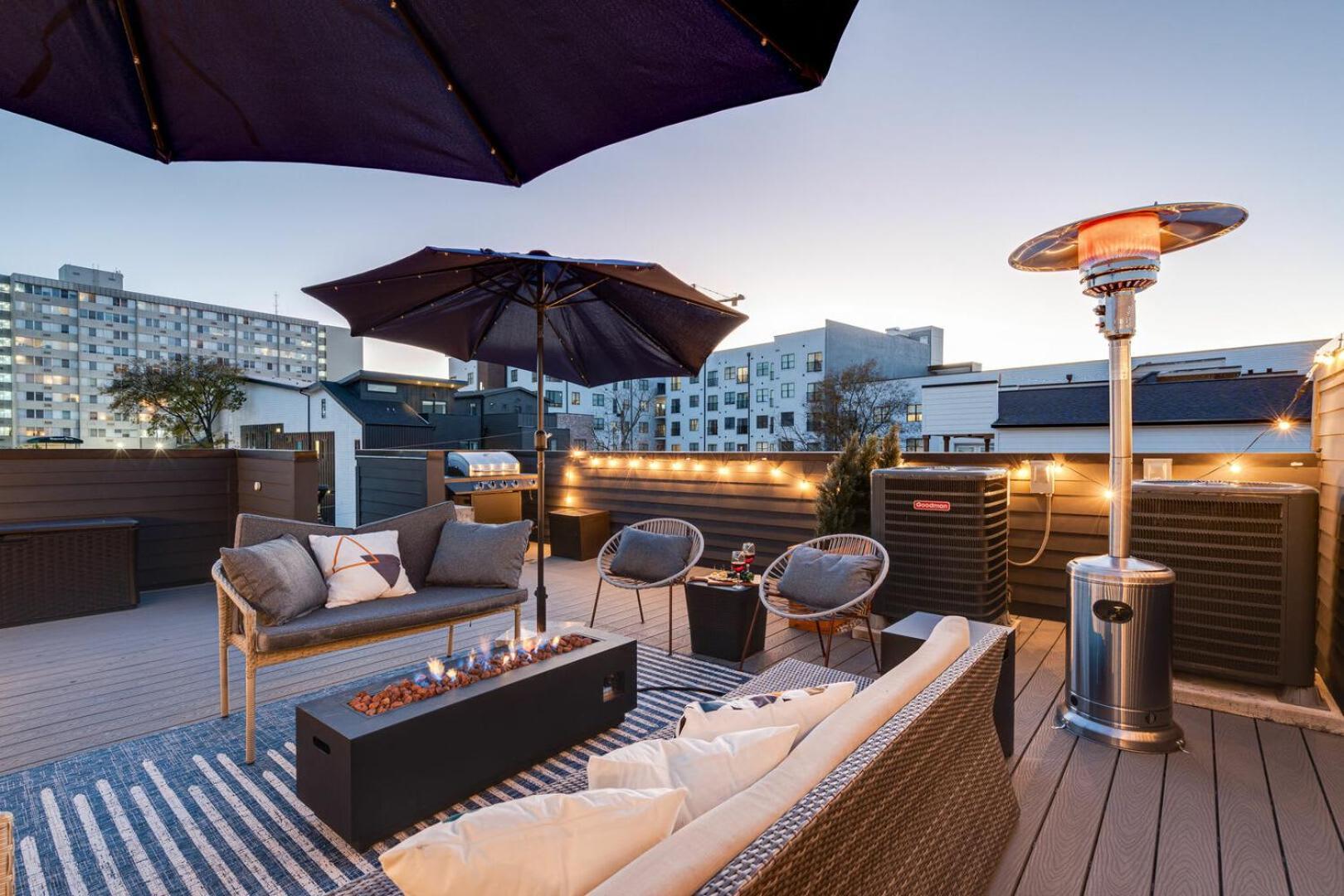 Holiday home Nash Chic Near Dt Rooftop Luxe Comfort Nashville