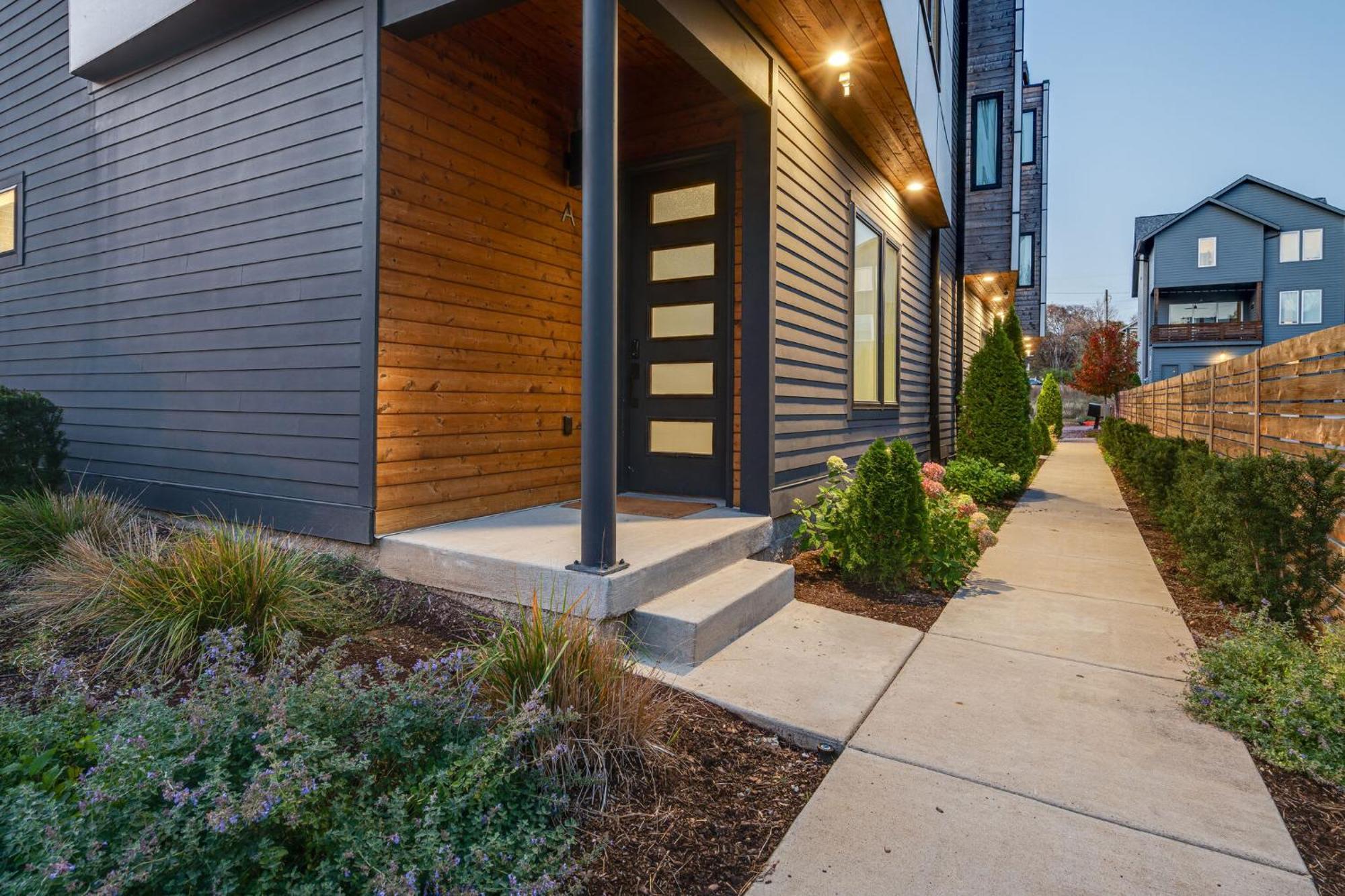 Nash Chic Near Dt Rooftop Luxe Comfort Holiday home