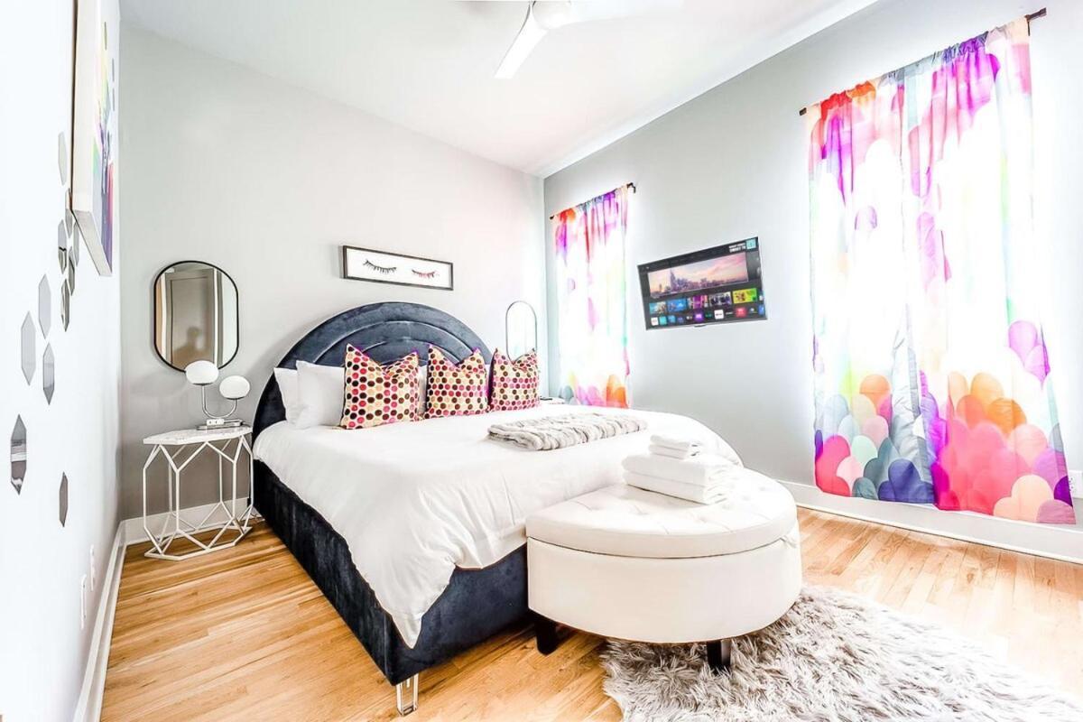 Open Late Nash Rooftop Views Near Downtown *