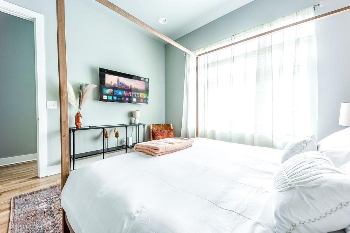 Holiday home Open Late Nash Rooftop Views Near Downtown Nashville