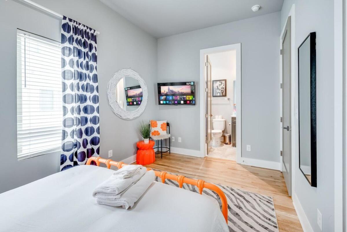 Open Late Nash Rooftop Views Near Downtown Holiday home Nashville