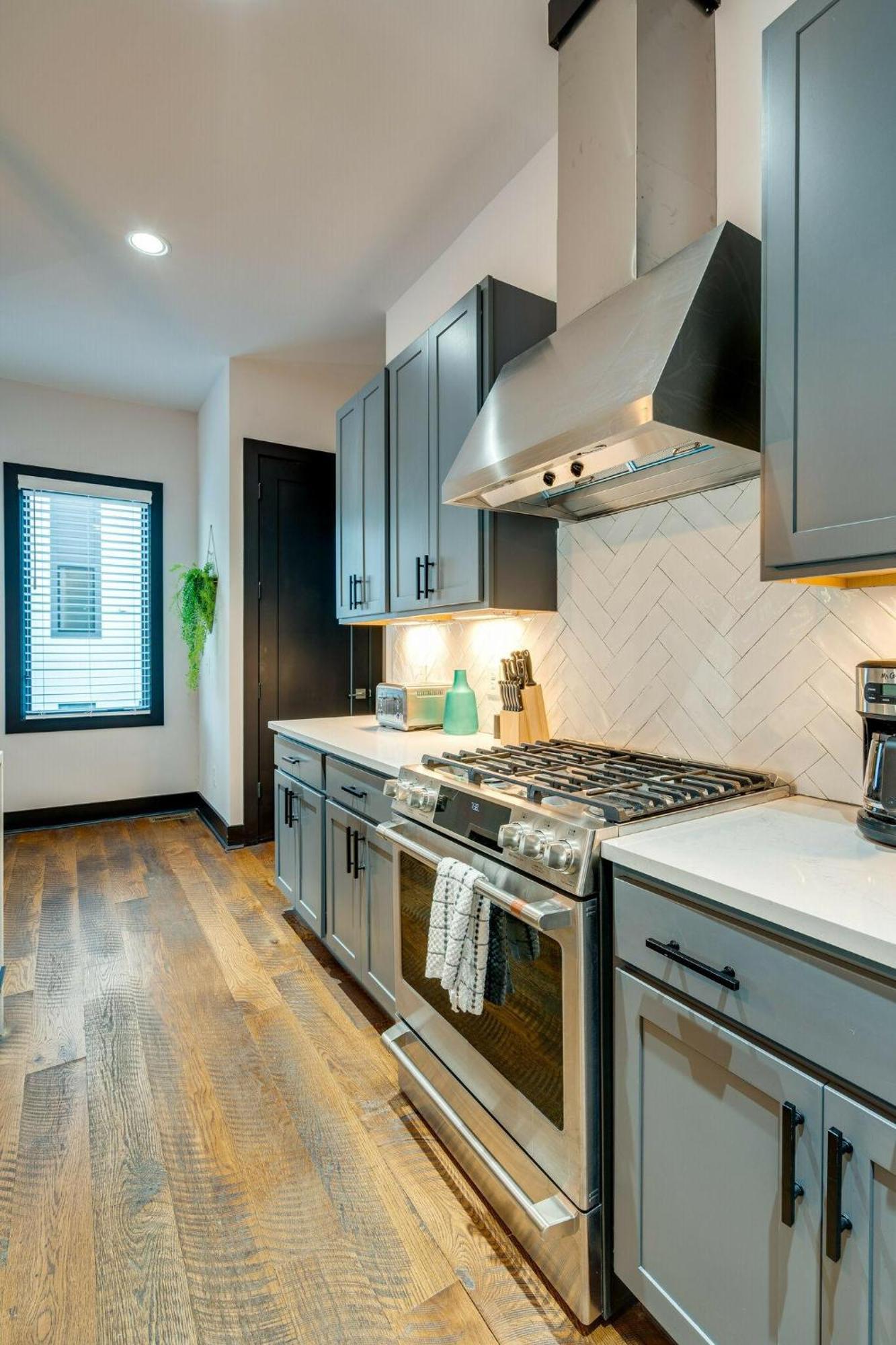 - 1037 Southside Ct #2 & #3 - Combo Holiday home *