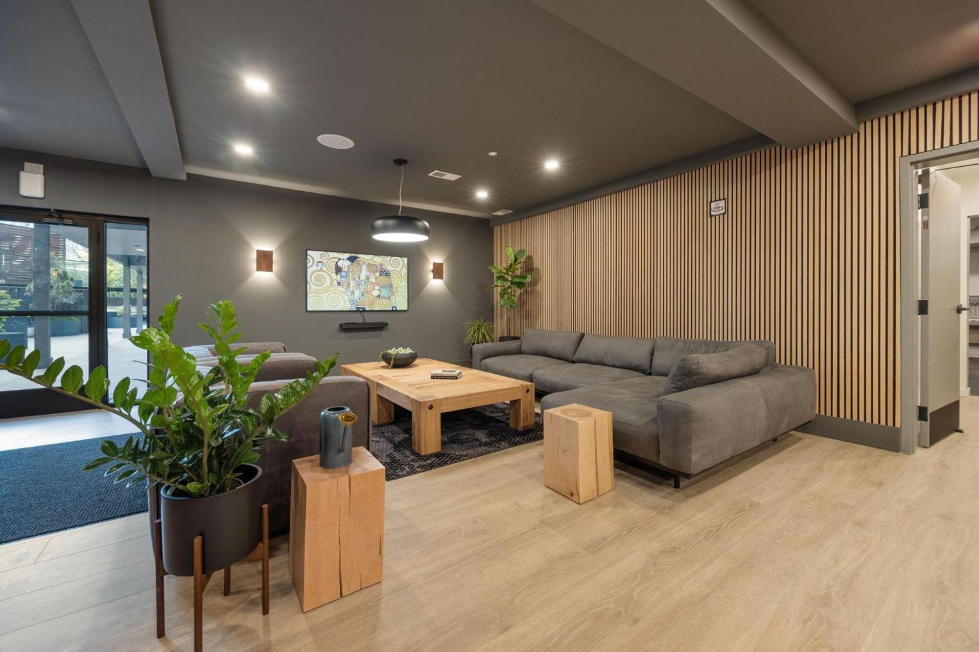 Hyve - Waves - Walk To Broadway Holiday home