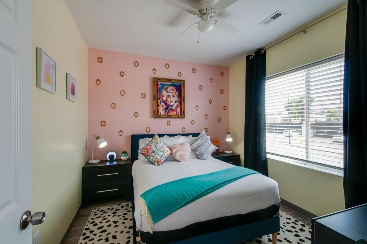 New 4 Bedroom Near Dt Walk To Restaurants * Nashville