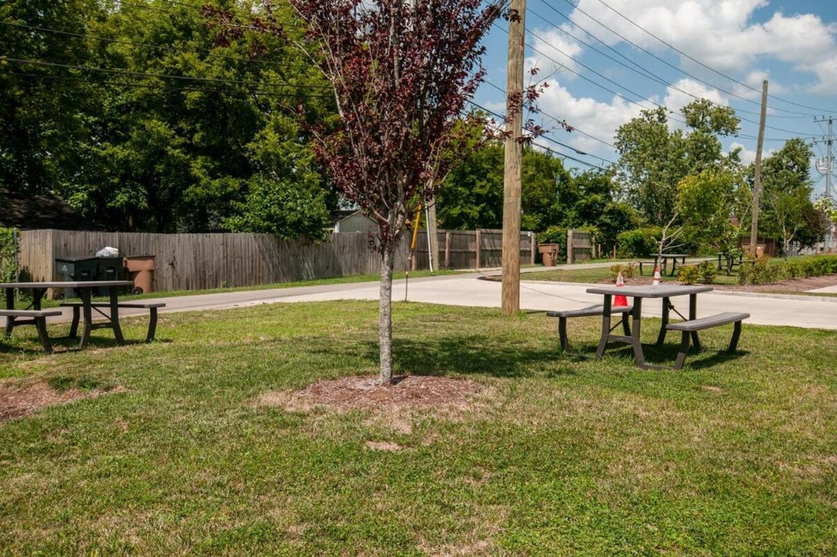 New 4 Bedroom Near Dt Walk To Restaurants *