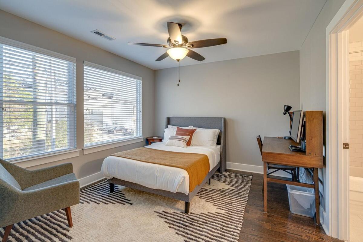 Cozy 2 Bed Twnhse Close 2 Dt Sleeps 4 Holiday home Nashville