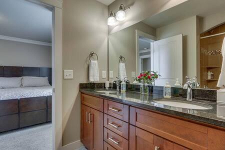 Luxury Homes For Large Groups Nashville