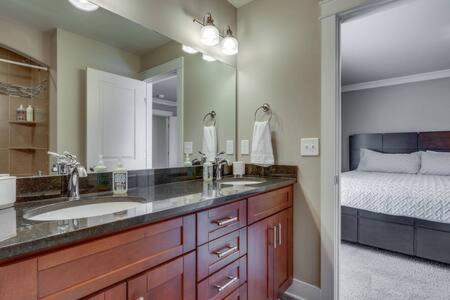 Luxury Homes For Large Groups Nashville