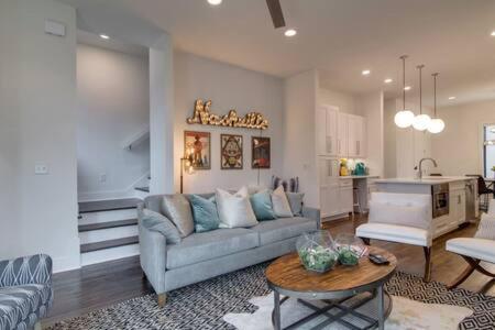 Luxury Twin Homes In Nashville's Gulch * Nashville