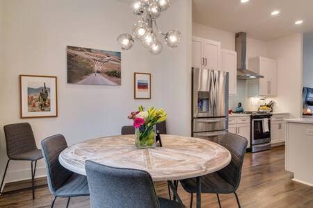 Holiday home Luxury Twin Homes In Nashville's Gulch
