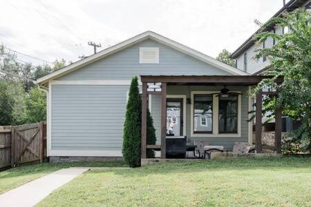 With Fenced Yard Holiday home Nashville