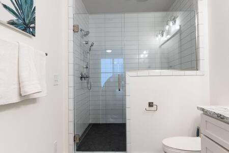 Luxury Retreat For 12 Guests Nashville