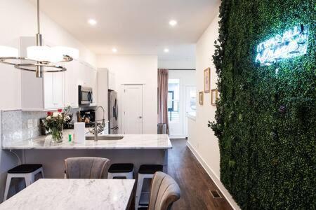 Luxury Retreat For 12 Guests *