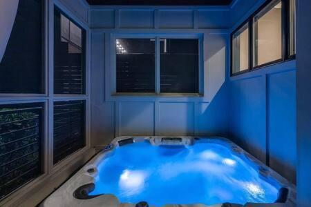 Holiday home The Alistair - Luxurious Mansion With Views