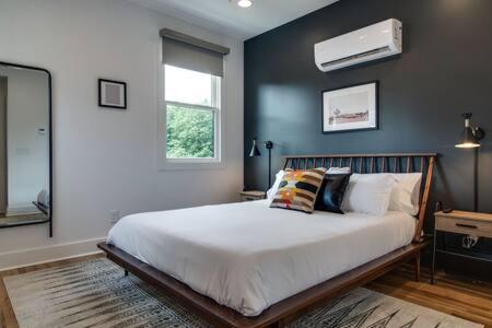 Holiday home Stylish East Townhouse For 6