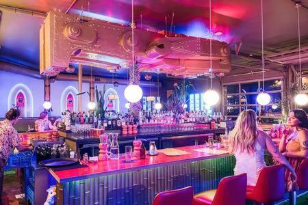 The Eastland - Lovely Close To All! *