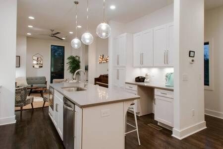 Holiday home Luxury Steps From The Gulch *