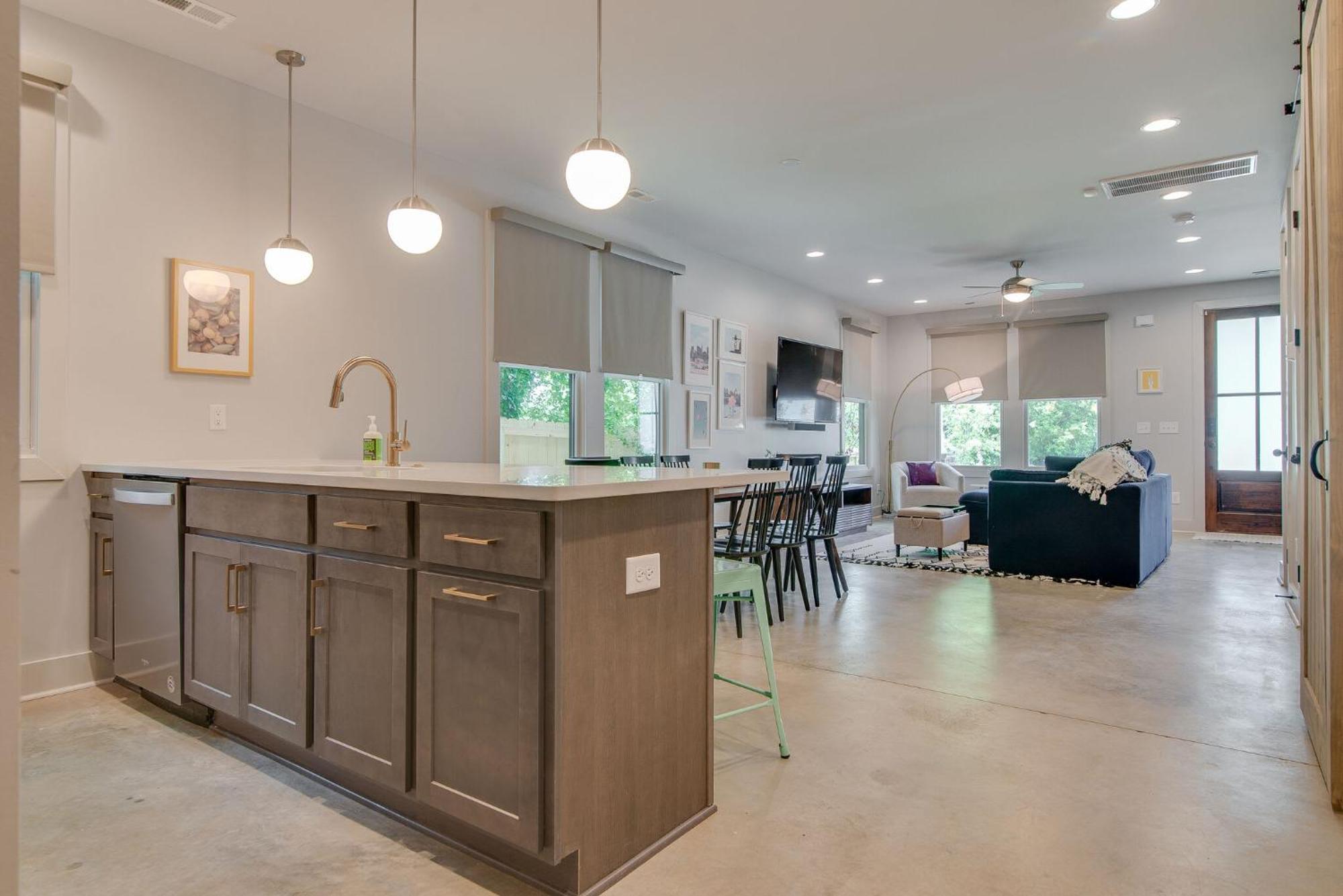The Bailey -steps To The Action! 3 Bedrooms For And Your Group! Holiday home Nashville