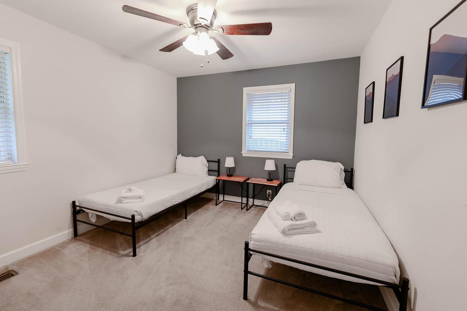 Holiday home Rockin' West Retreat - 5 Miles From Downtown