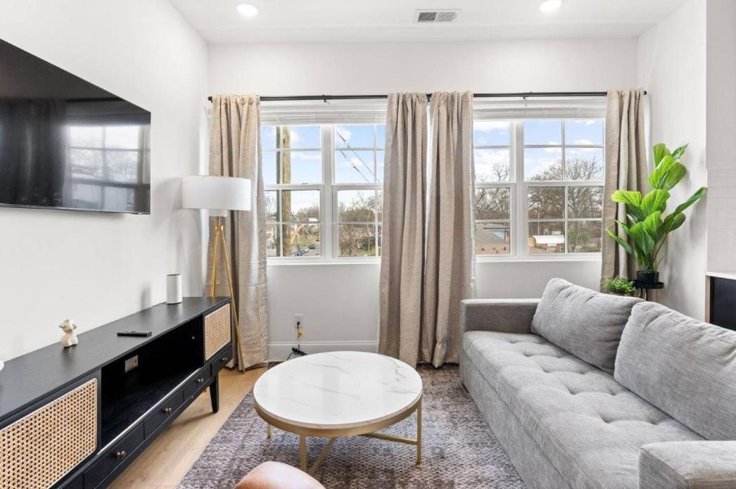 Comfy New 5 Bed 2 Bedroom Close To Downtown * Nashville