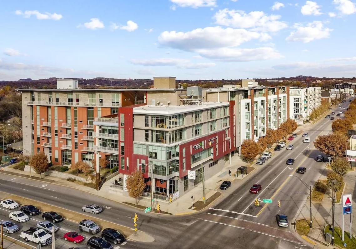 Two Story 2bd 2ba A Work Live Holiday home Nashville
