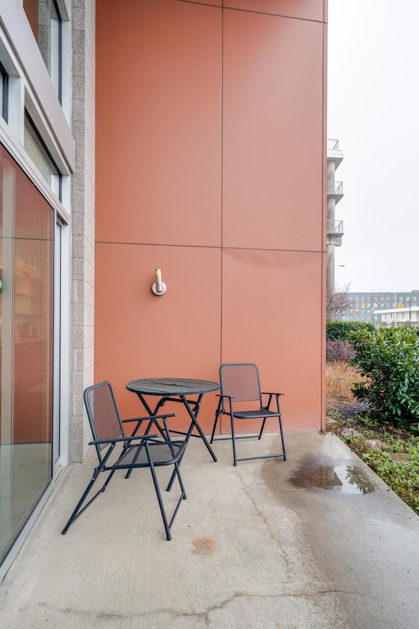 Two Story 2bd 2ba A Work Live