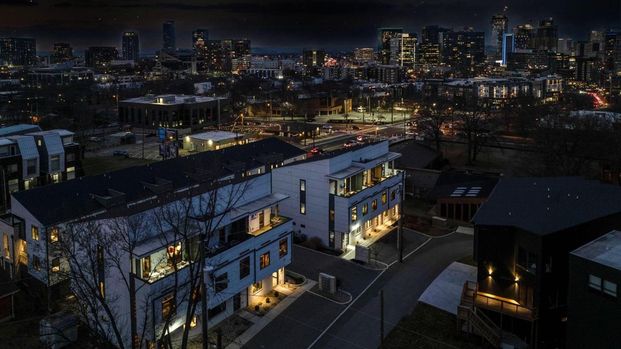 Two Lavish Gulch Homes - Mins To Broadway * Nashville