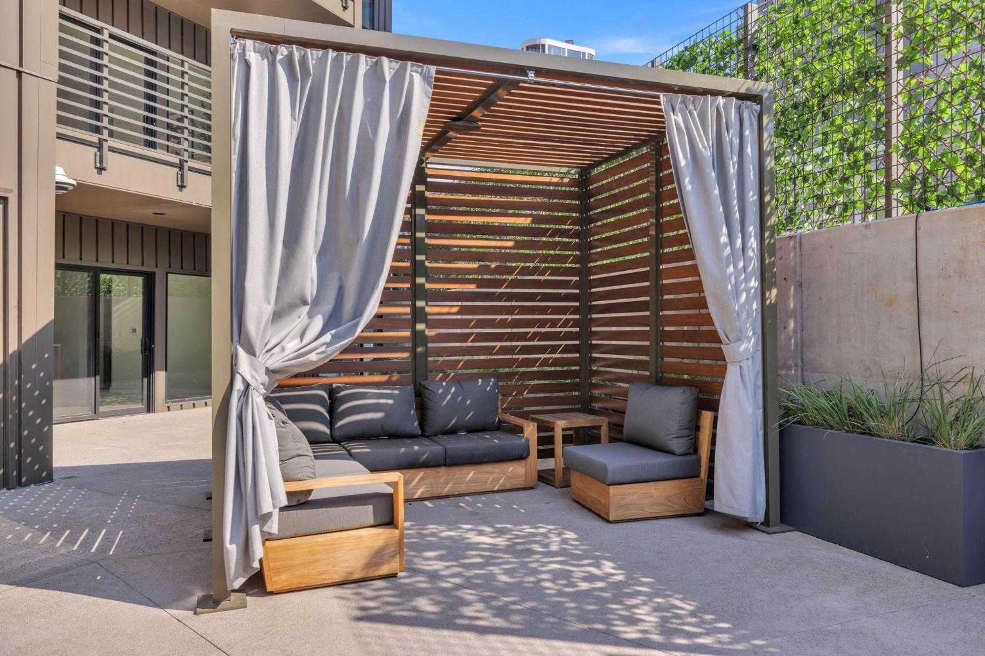 Holiday home Hyve - Whiskey Trails - Walk To Broadway- Full Gym